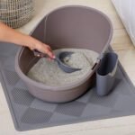 Amazon Basics Durable Litter Scoop with Holder for Cat Litter Box - Image 6