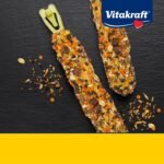 Vitakraft Cockatiel Treat Sticks - Apple and Honey - 3.5oz - Image 4