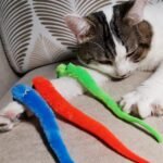 Cat Feather Toys Refills Cat Wand Replacement Feathers, 10 PCS Feather Cat Toy Refills, Cat Wand Attachments Feathers Worms for Cat Toys - Image 4