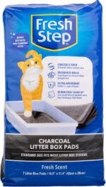 Fresh Step Charcoal Litter Box Pads - Ultra-Absorbent Cat Litter Pads with Activated Carbon for Odor Control, 16.9" x 11.4" - 7 Count - Image 2