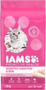 IAMS Proactive Health Sensitive Digestion & Skin Adult Dry Cat Food – with Turkey – 1.36KG (2.9LB) Bag - Image 2