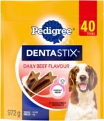 PEDIGREE DENTASTIX Oral Care Beef Flavour Adult Dog Treats - for Medium Breeds - Reduces Plaque and Tartar Buildup - 40 Sticks 972g Pouch - Image 2