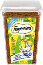 TEMPTATIONS Mix-Ups Adult Cat Treats Chicken, Catnip & Cheese Flavour, 850g Tub - Image 2