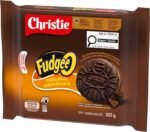 Fudgee-O Chocolatey Creme Filled Sandwich Cookies, 303 g, Baked in Canada - Image 13