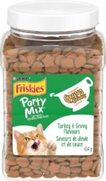 Friskies Party Mix Cat Treats: Cheezy Craze Crunch + Gravy-Licious Turkey & Gravy Crunch - Image 6