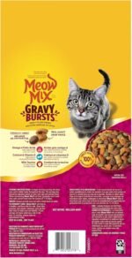 Meow Mix Dry Cat Food, Gravy Bursts Savoury Chicken Flavour Crunchy Kibble with Pockets of Real Gravy 1.36 kg (Pack of 1) - Image 3