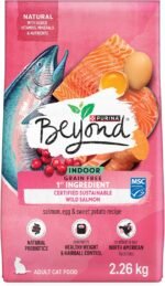Beyond Grain Free Natural Dry Cat Food, Indoor Cat Wild-Caught Salmon & Egg - 2.26 kg Bag - Image 2