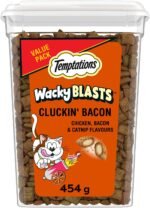 Temptations Wacky Blasts Cat Treats, Cluckin’ Bacon Flavour, 454g Tub - Image 2