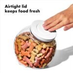 OXO Good Grips Pet POP Container – 3.0 Qt/2.8 L | Ideal for up to 2lbs of treats | Airtight Dog and Cat Food Storage Container | BPA Free - Image 5