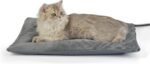 Outdoor Heated Cat Bed, Soft Pet Heating Pad with Steel-Wrapped Cord, Outside Pet Warmer for Feral Cats and Dogs, 19.7" x 15.7", 40 Watts, Gray - Image 2