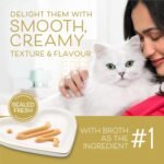 Fancy Feast Savoury Purée Naturals Cat Treats, Variety Pack - 10 g x 16 Sachet (1 Pack) - Image 9